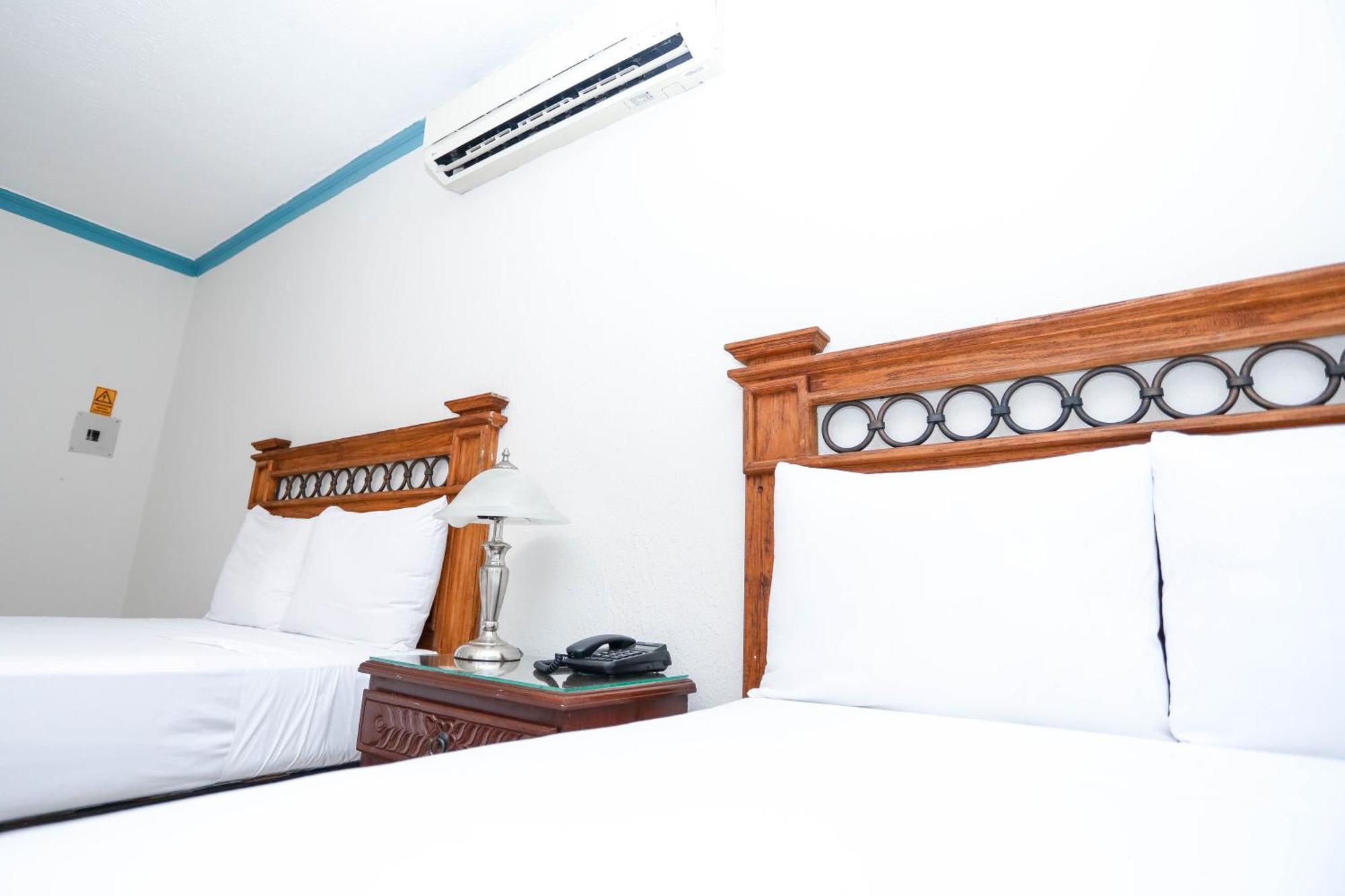 Hotel Avenida 칸쿤 외부 사진