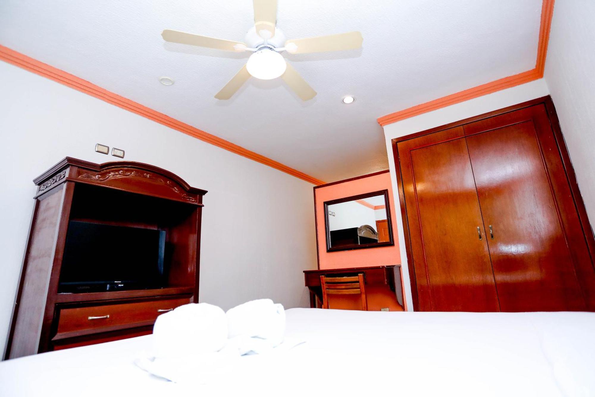 Hotel Avenida 칸쿤 외부 사진